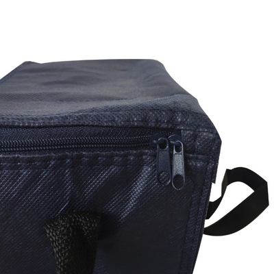 Не сплетенный OEM 80gsm 20x15x18cm CMKY изолировал более крутую сумку